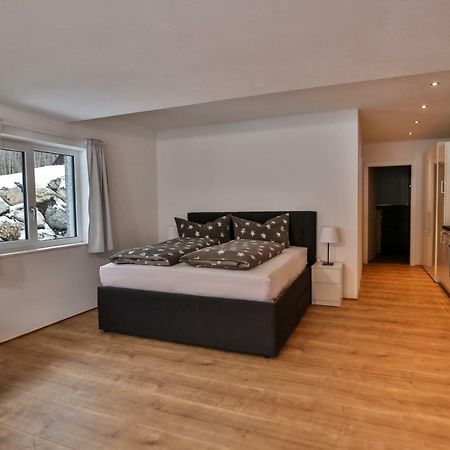 Arlberg Kristall Appartements Dalaas Esterno foto